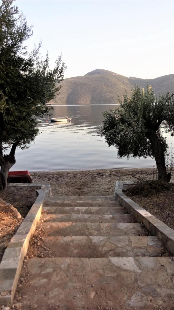 Waterfront Mediterranean Villa Skroponeria Exterior foto